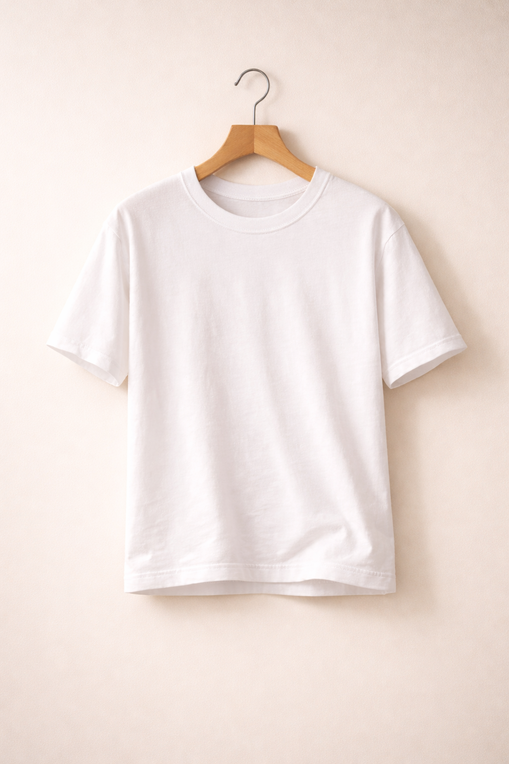 เสื้อยืดคอกลมสีขาว Premium Cotton K32