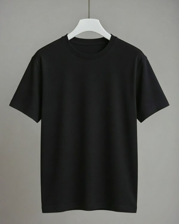 แบบ เสื้อ ยืด คอกลม สี ดำ ทรงสวย มาตรฐานสากล